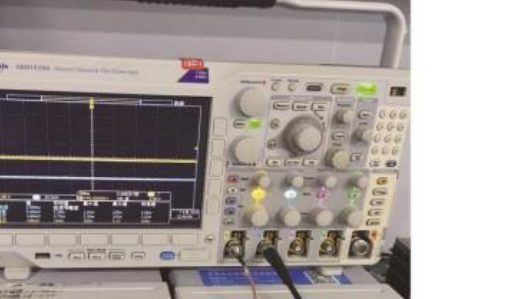 Wavelength and output power verification bench